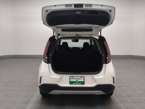 Used 2023 Kia Soul LX w/ LX Technology Package image 29