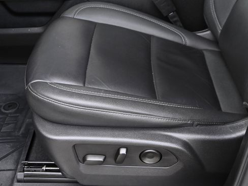 Used 2024 Chevrolet Silverado 1500 RST image 34