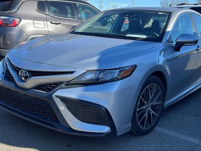 Used 2021 Toyota Camry SE w/ Cold Weather Package