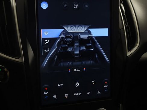 Used 2024 Ford Edge SEL w/ Convenience Package image 30