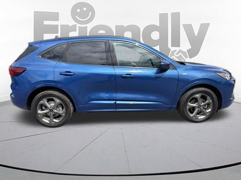 Used 2023 Ford Escape ST-Line Select AWD/4WD image 9