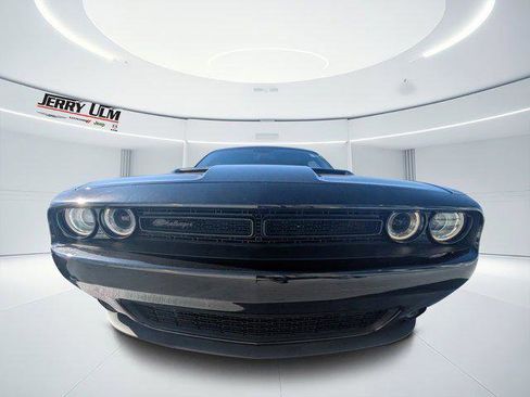 Certified 2021 Dodge Challenger SXT w/ Blacktop Package image 7