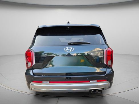 Used 2023 Hyundai Palisade Calligraphy w/ Winter Package AWD/4WD image 7