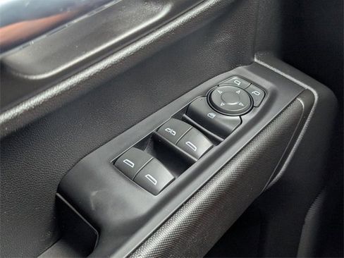 Certified 2022 Chevrolet Silverado 1500 Custom image 23