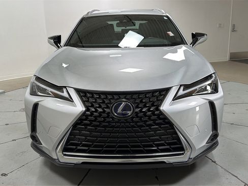 Used 2020 Lexus UX 250h image 2