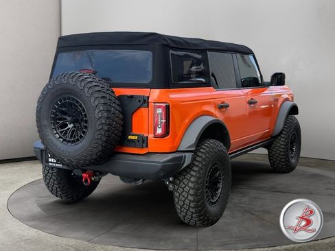 Used 2022 Ford Bronco Badlands w/ Sasquatch Package image 7