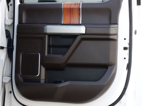 Used 2017 Ford F250 King Ranch w/ King Ranch Ultimate Package image 38