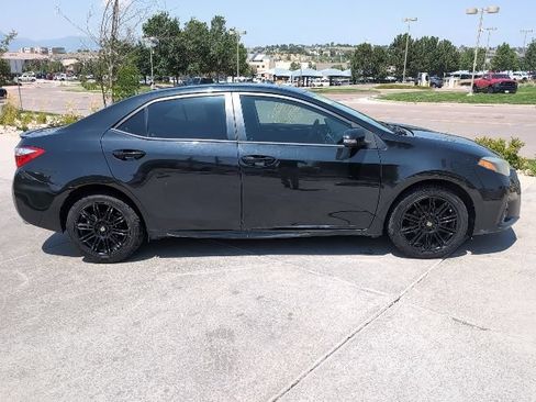 Used 2016 Toyota Corolla S w/ Driver Convenience Package FWD image 9