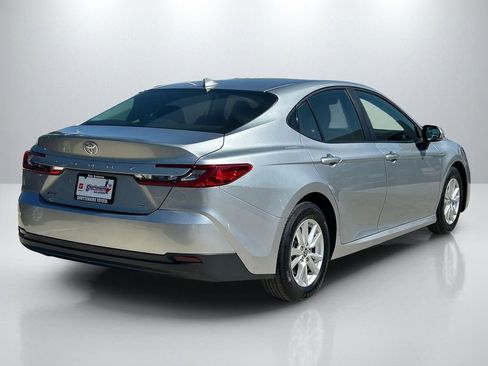Certified 2025 Toyota Camry LE image 5