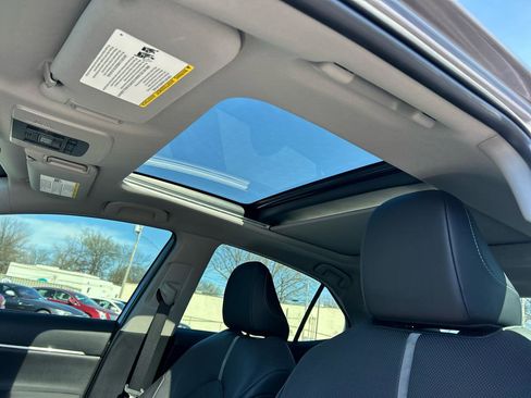 Used 2024 Toyota Camry XSE w/ Navigation Package image 10