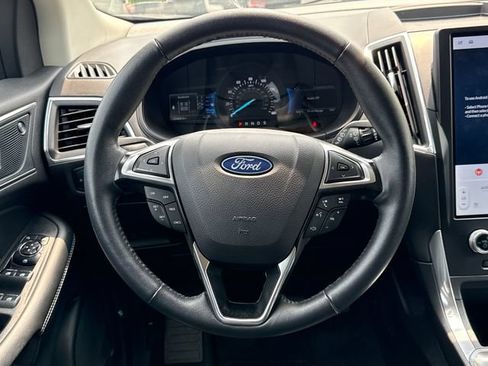 Used 2024 Ford Edge Titanium AWD/4WD image 14