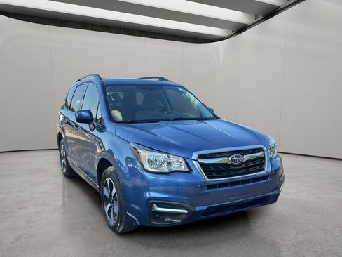 Used 2018 Subaru Forester 2.5i Premium AWD/4WD image 7