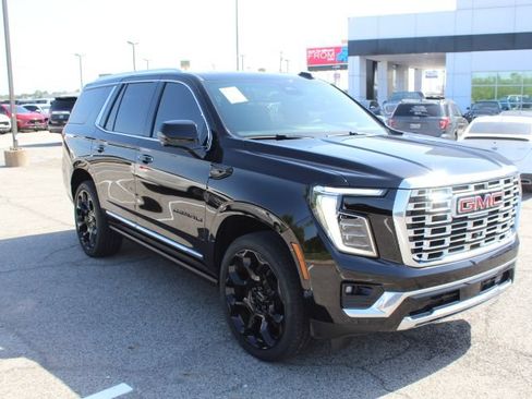 New 2026 GMC Yukon Denali AWD/4WD image 7