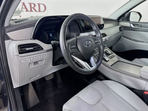 Used 2021 Hyundai Palisade SEL w/ Premium Package image 11
