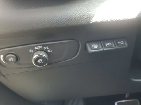 Used 2023 Buick Envision Essence w/ Technology Package I AWD/4WD image 30