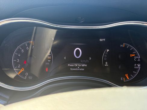 Used 2021 Jeep Grand Cherokee Limited image 10