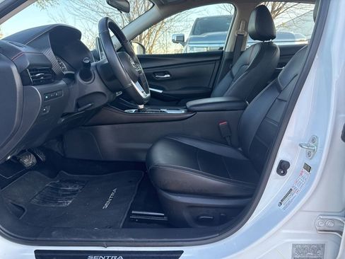 Certified 2025 Nissan Sentra SR w/ SR Premium Package image 12