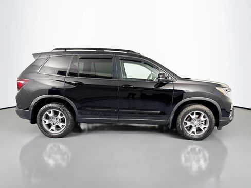 Certified 2023 Honda Passport TrailSport image 4