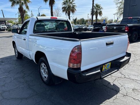 Used 2014 Toyota Tacoma 2WD Regular Cab image 5