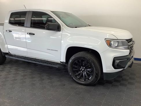 Used 2022 Chevrolet Colorado Z71 w/ Safety Package AWD/4WD image 22