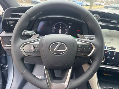 Certified 2025 Lexus RZ 450e w/ Technology Package image 16