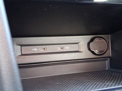 New 2026 Volkswagen Taos S image 16