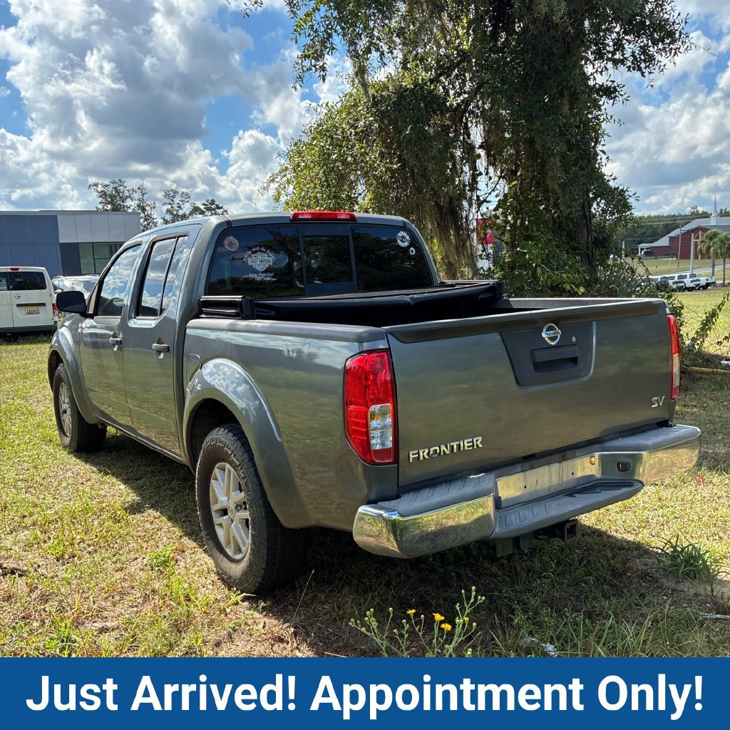 Used 2017 Nissan Frontier SV RWD image 5
