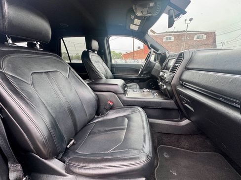 Used 2018 Ford Expedition Max Limited AWD/4WD image 11