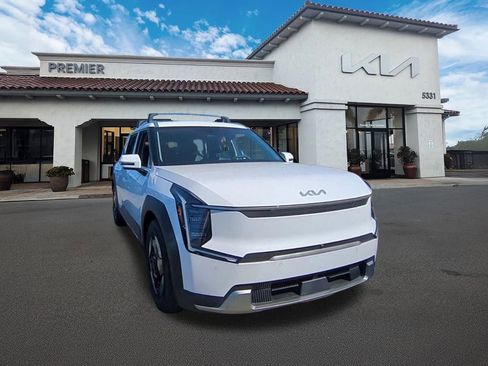 New 2026 Kia EV9 Wind image 3