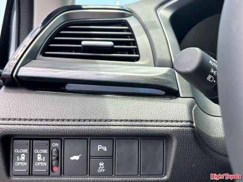 Used 2026 Honda Odyssey Elite image 33