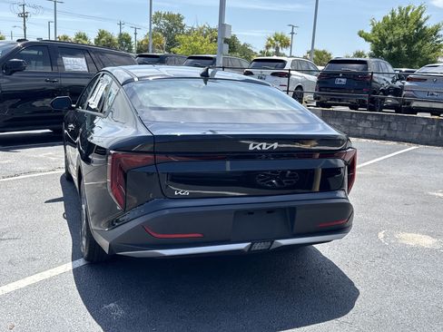 Used 2025 Kia K4 FWD image 9