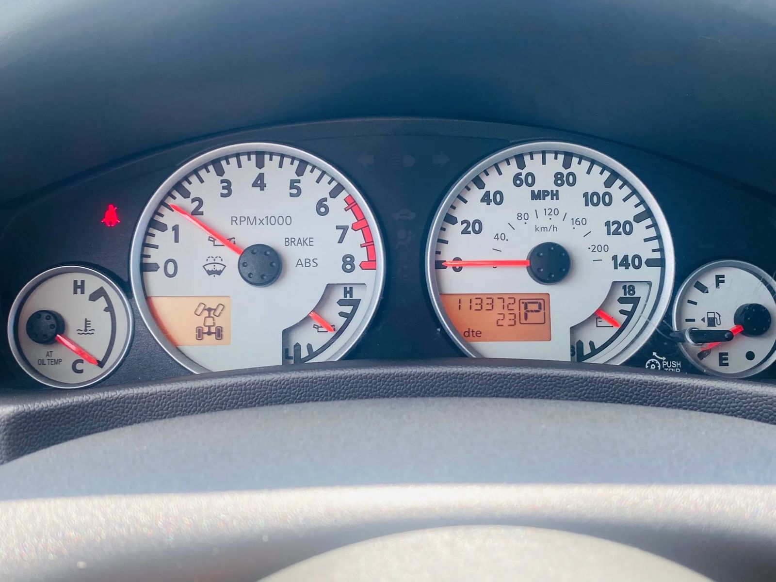 Used 2018 Nissan Frontier PRO-4X AWD/4WD image 9