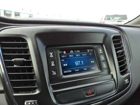 Used 2016 Chrysler 200 S w/ Comfort Group image 17