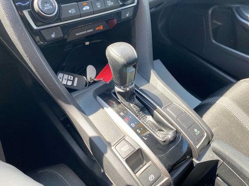 Used 2020 Honda Civic EX image 12
