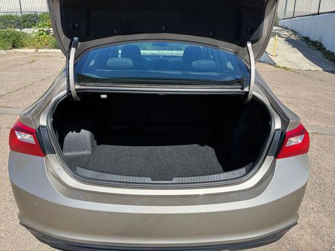 Used 2024 Chevrolet Malibu LT image 32