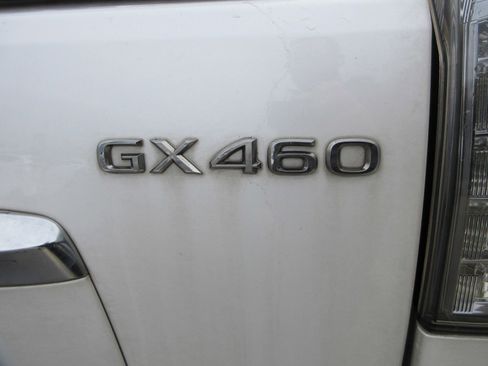 Used 2021 Lexus GX 460 Premium w/ Premium Package image 8