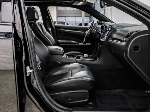 Used 2021 Chrysler 300 S w/ S Model Appearance Package RWD image 42