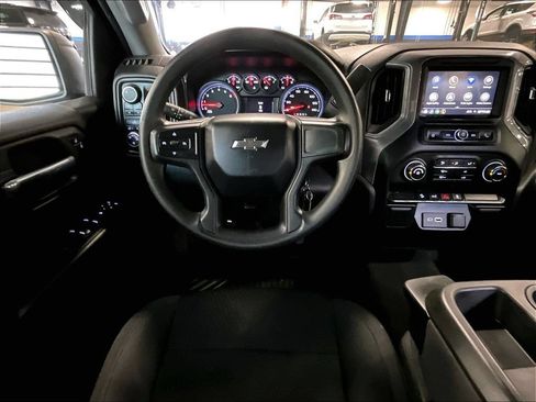 Used 2021 Chevrolet Silverado 1500 Custom Trail Boss AWD/4WD image 17