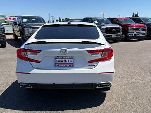 Used 2021 Honda Accord Sport image 4