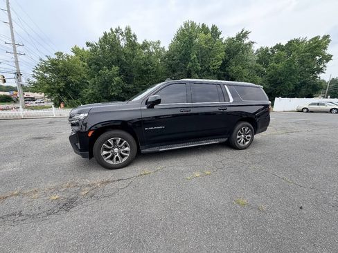 Used 2022 Chevrolet Suburban LT AWD/4WD image 53