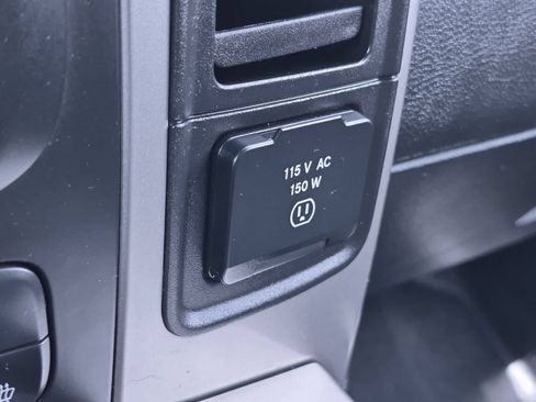 Used 2019 RAM 1500 Warlock AWD/4WD image 30