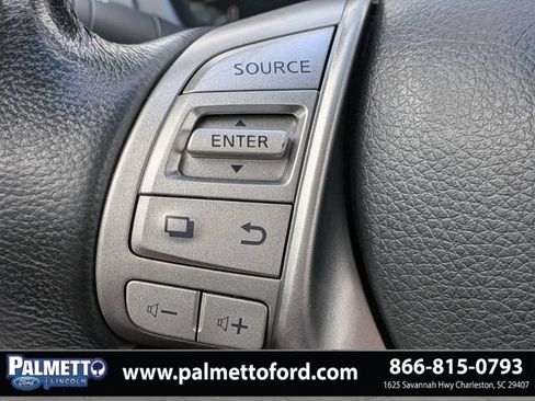 Used 2014 Nissan Altima 2.5 SL w/ Moonroof Package FWD image 24