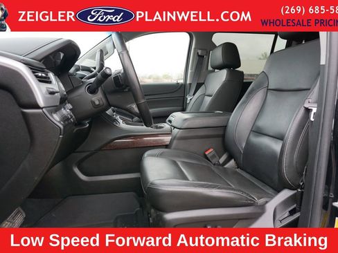 Used 2019 GMC Yukon XL SLT w/ Graphite Performance Edition image 19