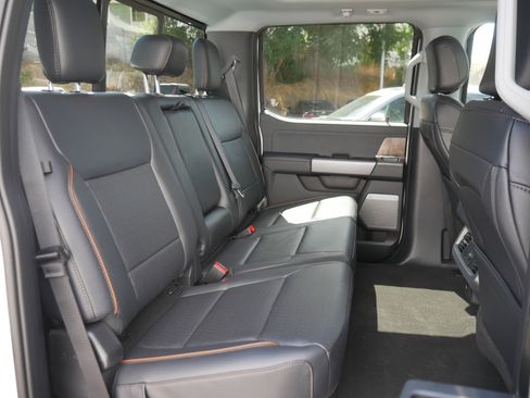 New 2025 Ford F350 Lariat w/ Lariat Ultimate Package image 31