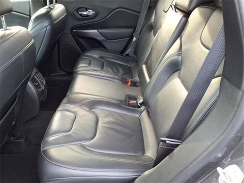 Certified 2020 Jeep Cherokee Latitude Lux w/ Quick Order Package 26H Lux image 10