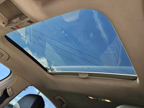 Used 2021 Volkswagen Jetta SEL Premium image 13