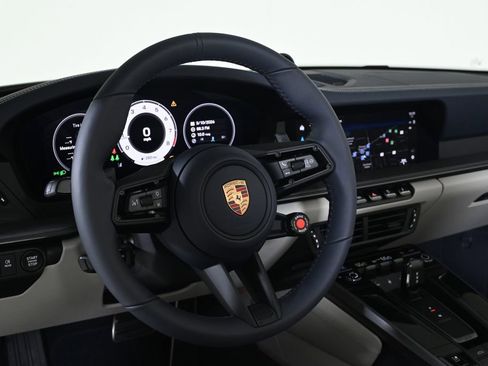 New 2026 Porsche 911 Carrera 4S image 12