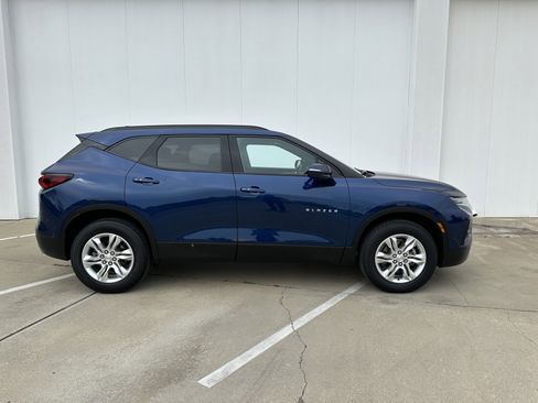 Used 2022 Chevrolet Blazer LT image 6