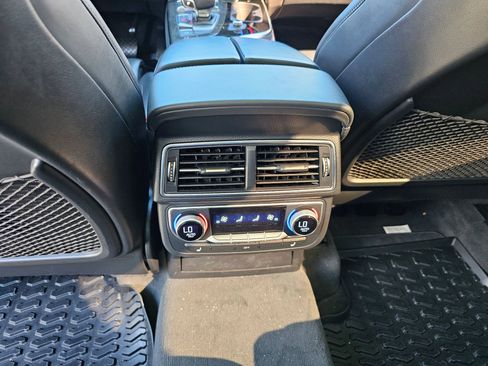 Used 2017 Audi Q7 3.0T Prestige image 26