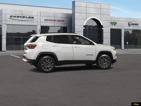 New 2026 Jeep Compass Latitude AWD/4WD image 35